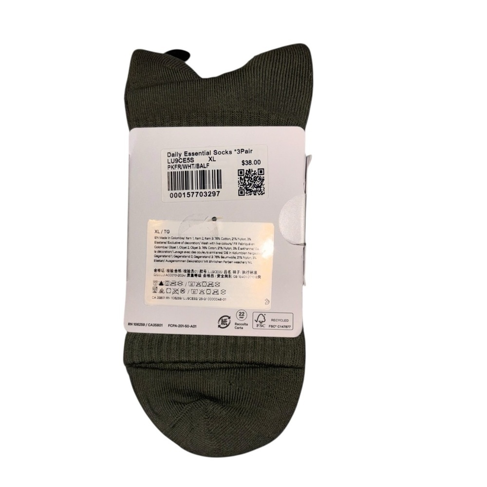 lululemon athletica Daily Essential 3pack socks - Picture 2 of 3